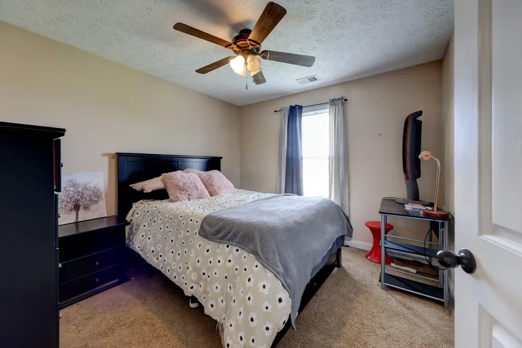 2468 Andersonville Drive Clarksville TN 37042