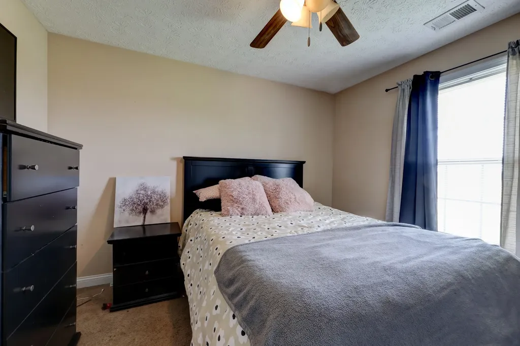 2468 Andersonville Drive Clarksville TN 37042
