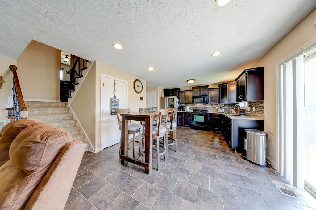 2468 Andersonville Drive Clarksville TN 37042