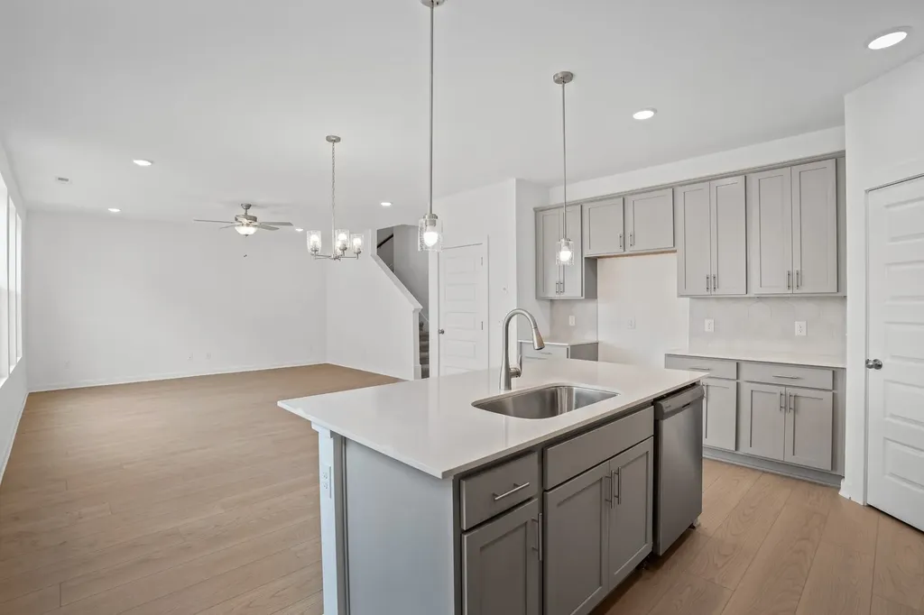 8004 Netterfield Drive White House TN 37188
