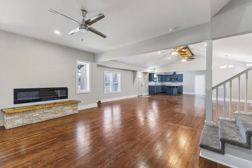 405 Fairfield Road Bethpage TN 37022
