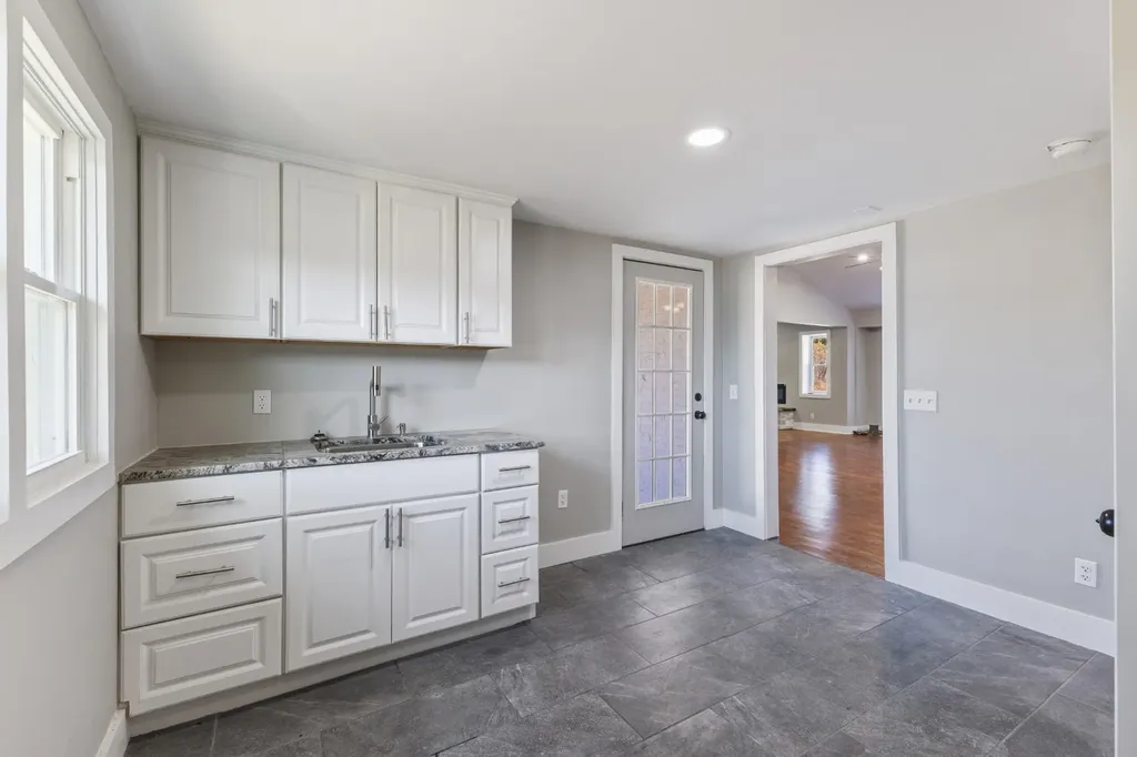 405 Fairfield Road Bethpage TN 37022