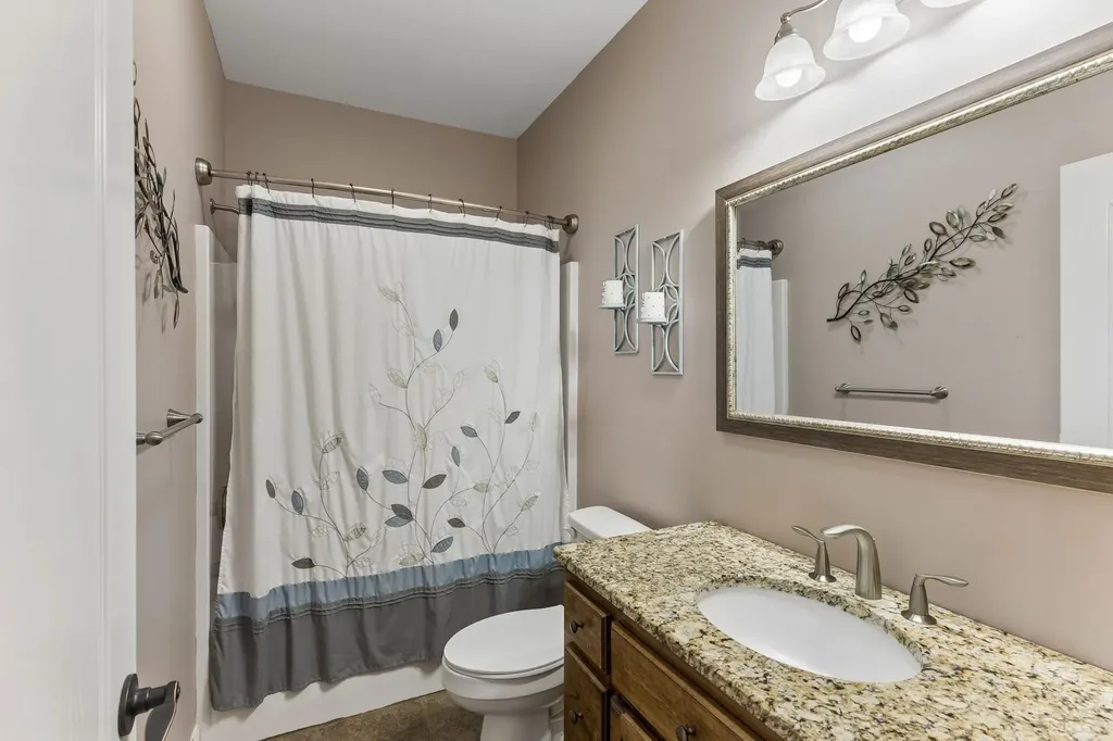 4294 Trousdale Lane Columbia TN 38401