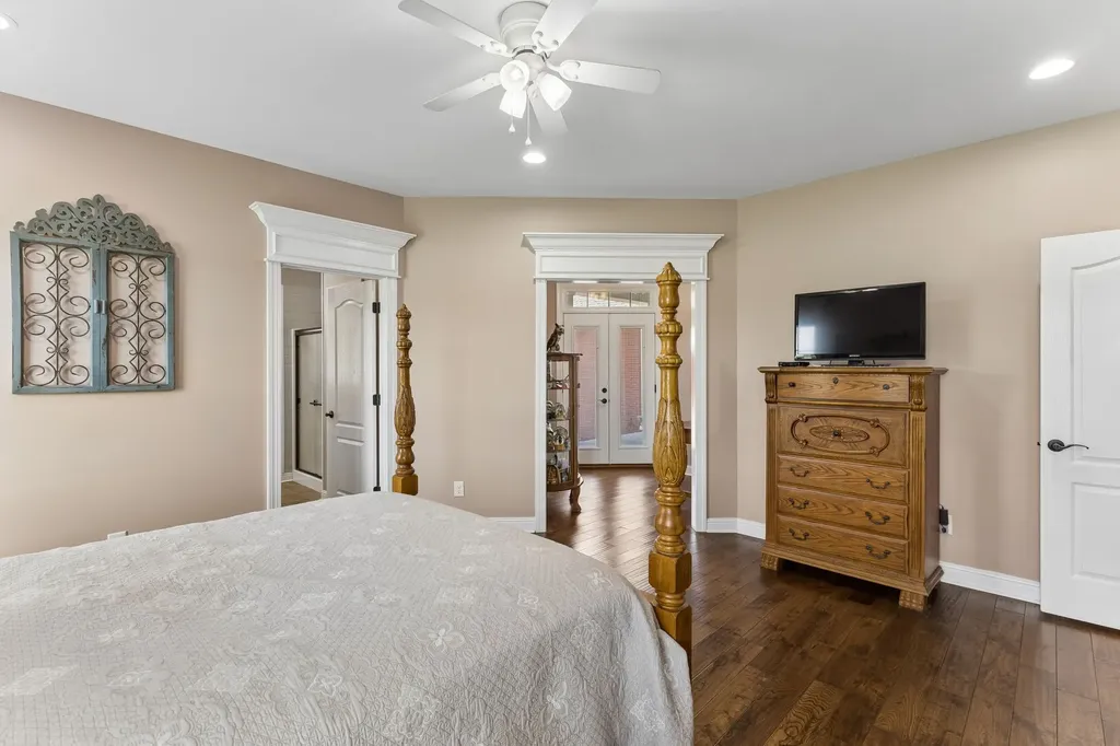 4294 Trousdale Lane Columbia TN 38401