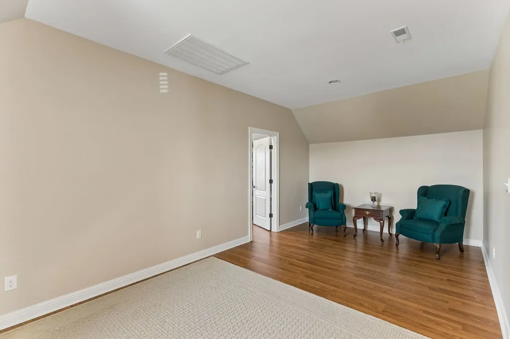 4294 Trousdale Lane Columbia TN 38401