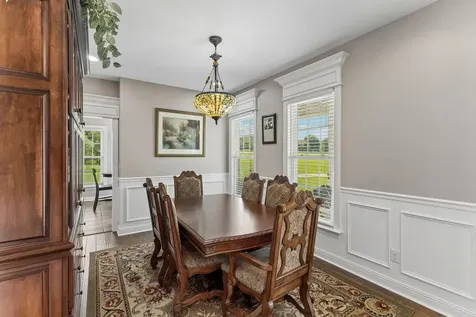 4294 Trousdale Lane Columbia TN 38401