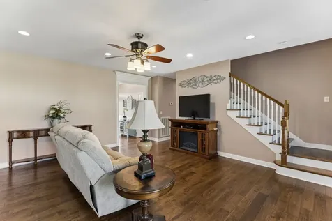 4294 Trousdale Lane Columbia TN 38401