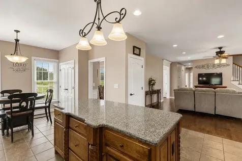 4294 Trousdale Lane Columbia TN 38401