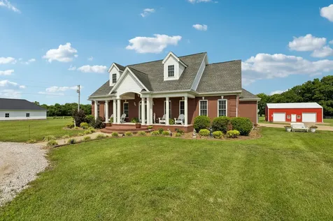 4294 Trousdale Lane Columbia TN 38401