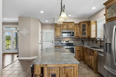 4294 Trousdale Lane Columbia TN 38401