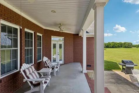 4294 Trousdale Lane Columbia TN 38401