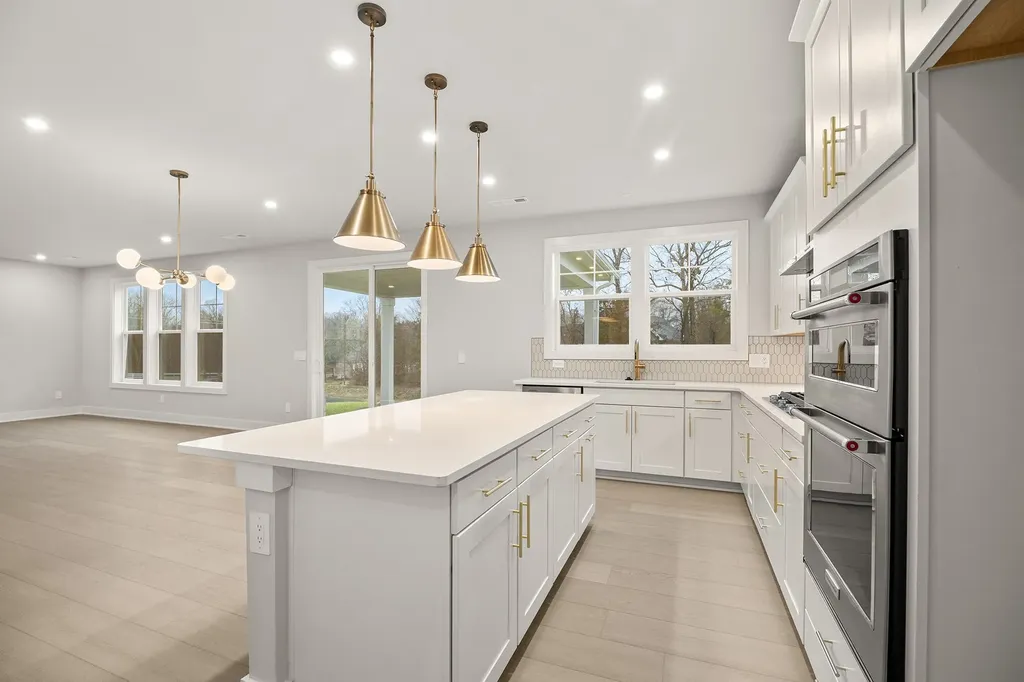 2 Silva Loop Mount Juliet TN 37122