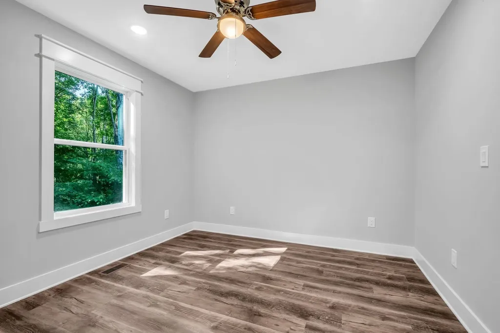2411 Bell Street Ashland City TN 37015