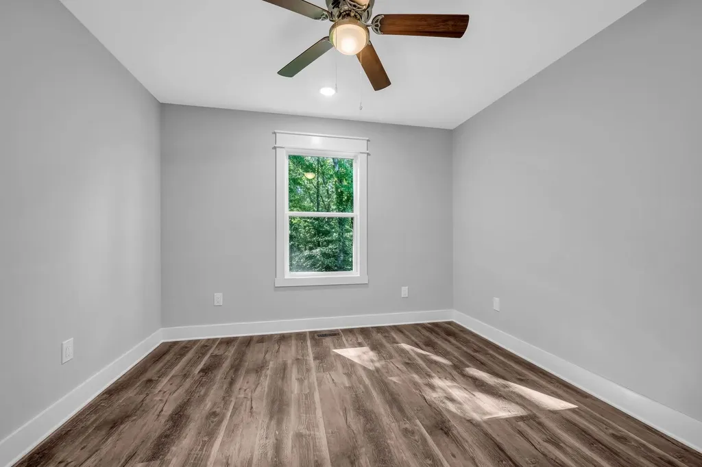 2411 Bell Street Ashland City TN 37015