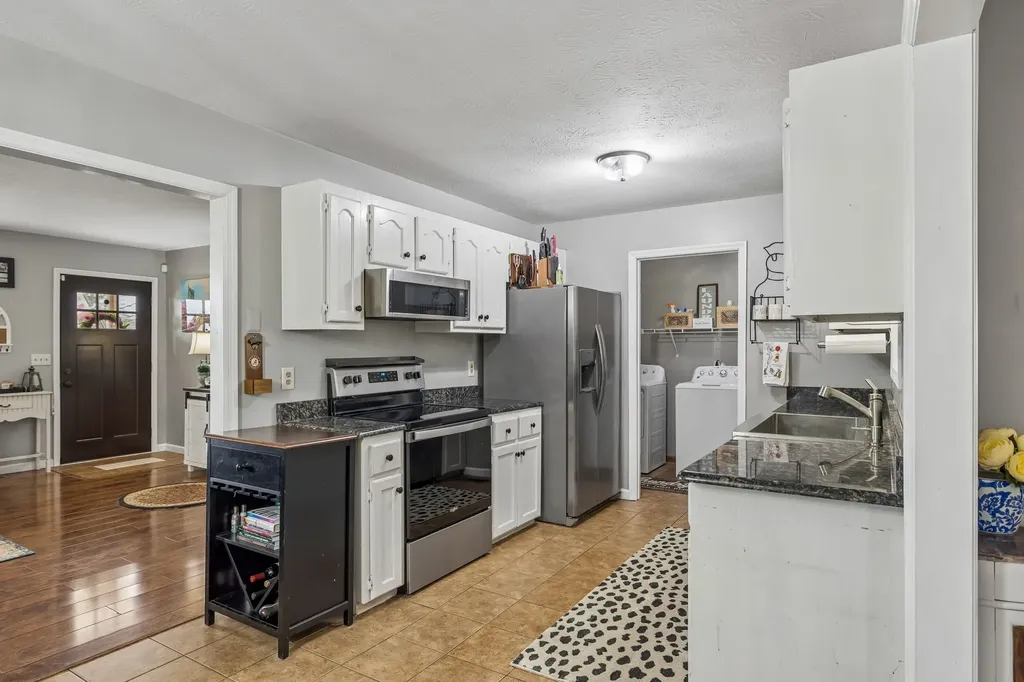 107 Christina Drive Columbia TN 38401