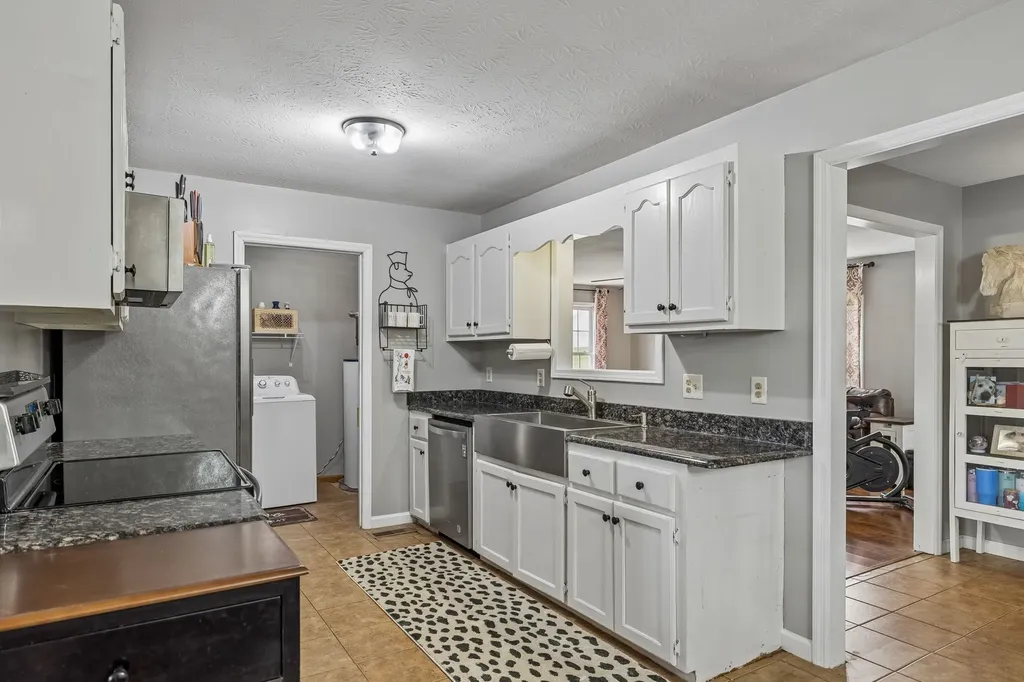 107 Christina Drive Columbia TN 38401