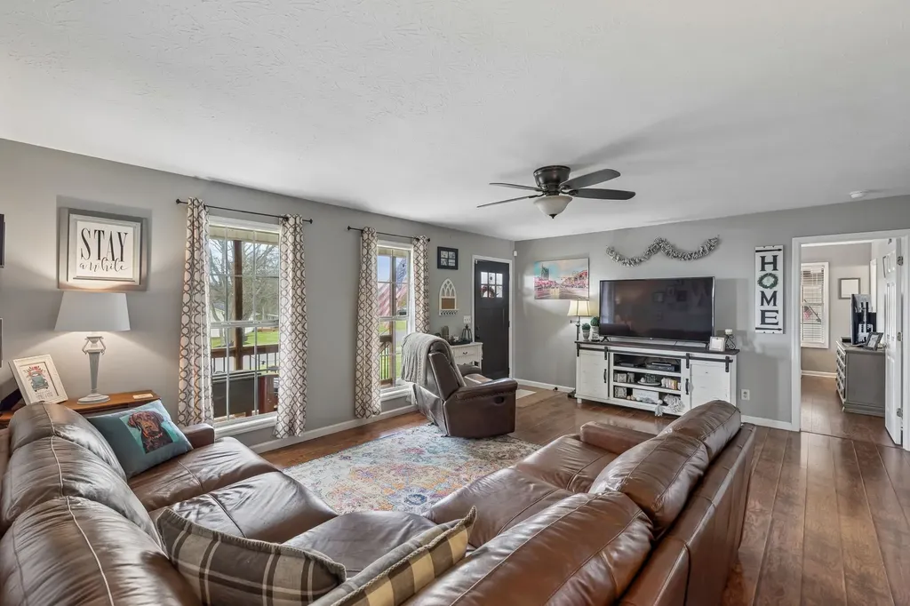 107 Christina Drive Columbia TN 38401
