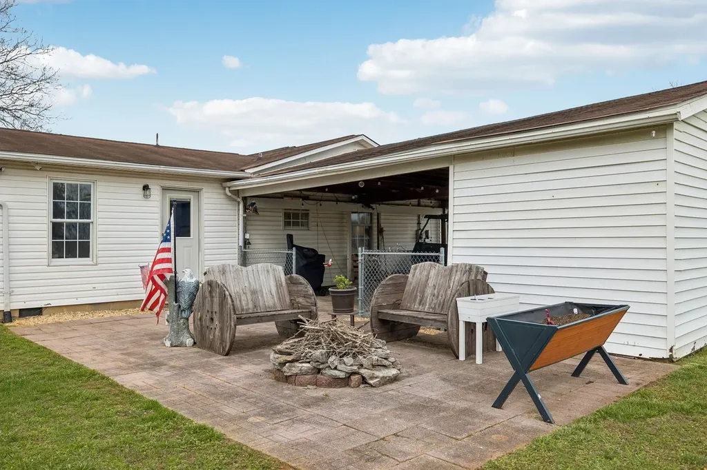 107 Christina Drive Columbia TN 38401