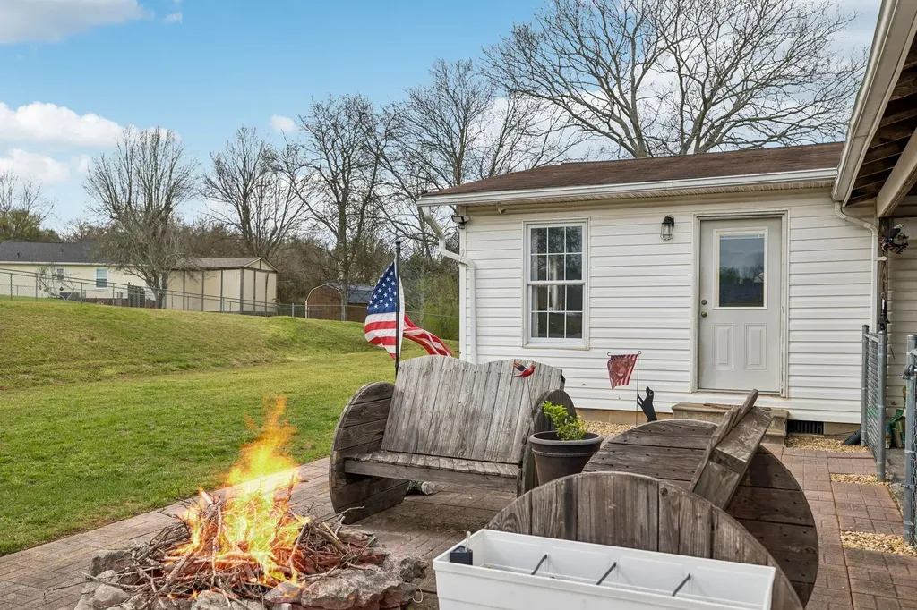 107 Christina Drive Columbia TN 38401