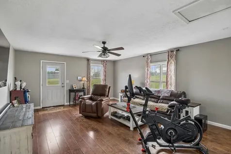 107 Christina Drive Columbia TN 38401