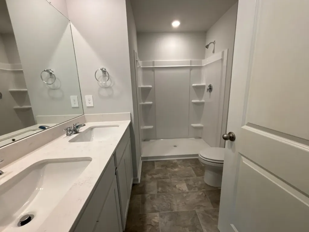 1327 Preakness Lane Lewisburg TN 37091
