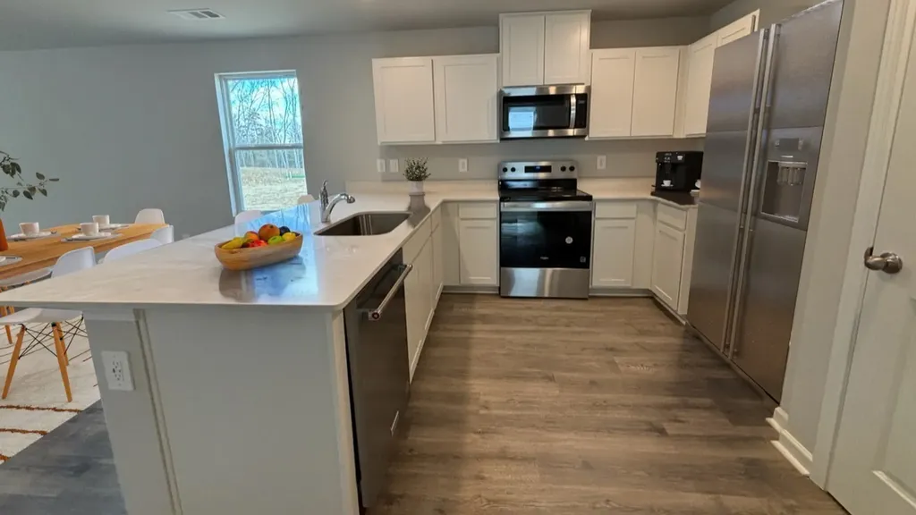 1327 Preakness Lane Lewisburg TN 37091