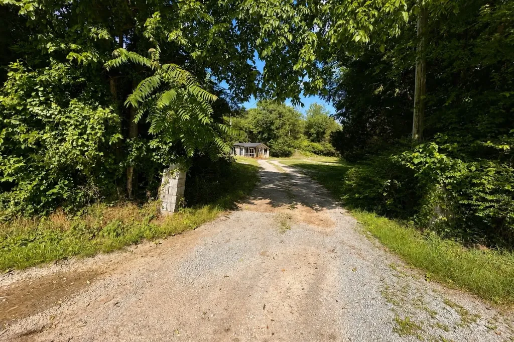 415 Old Statesville Road Watertown TN 37184