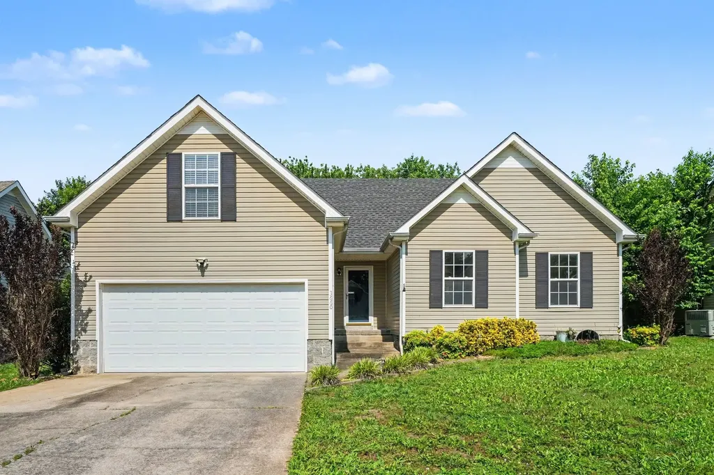 3660 Kendra Ct, S Clarksville TN 37040