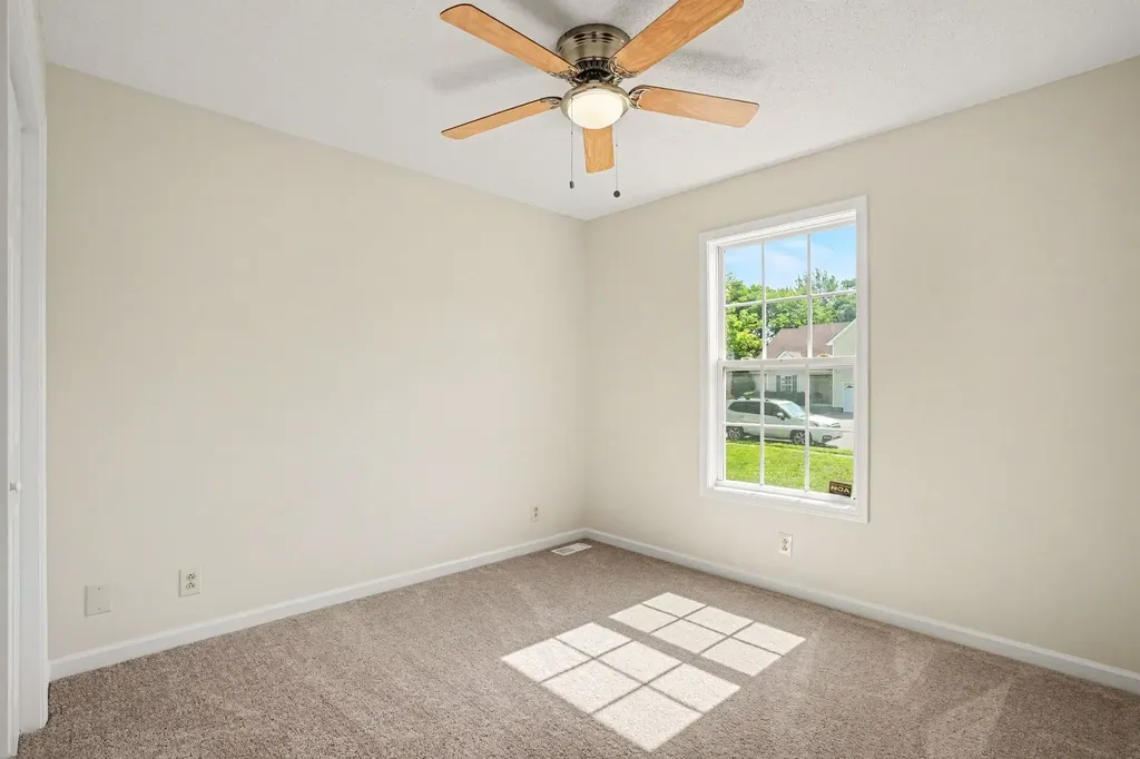 3660 Kendra Ct, S Clarksville TN 37040