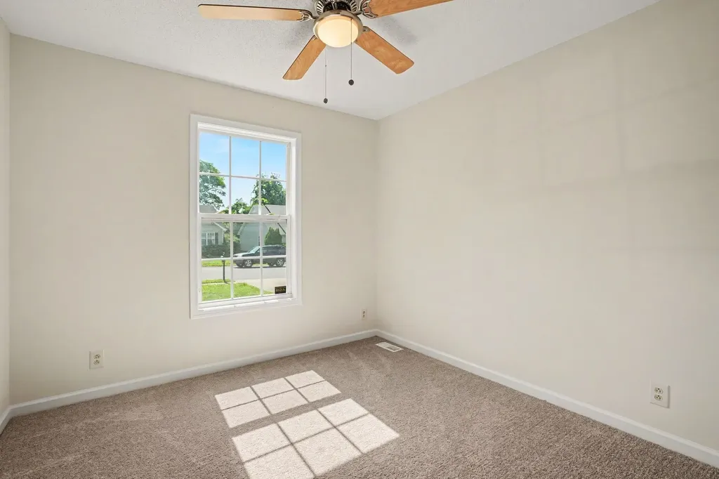 3660 Kendra Ct, S Clarksville TN 37040