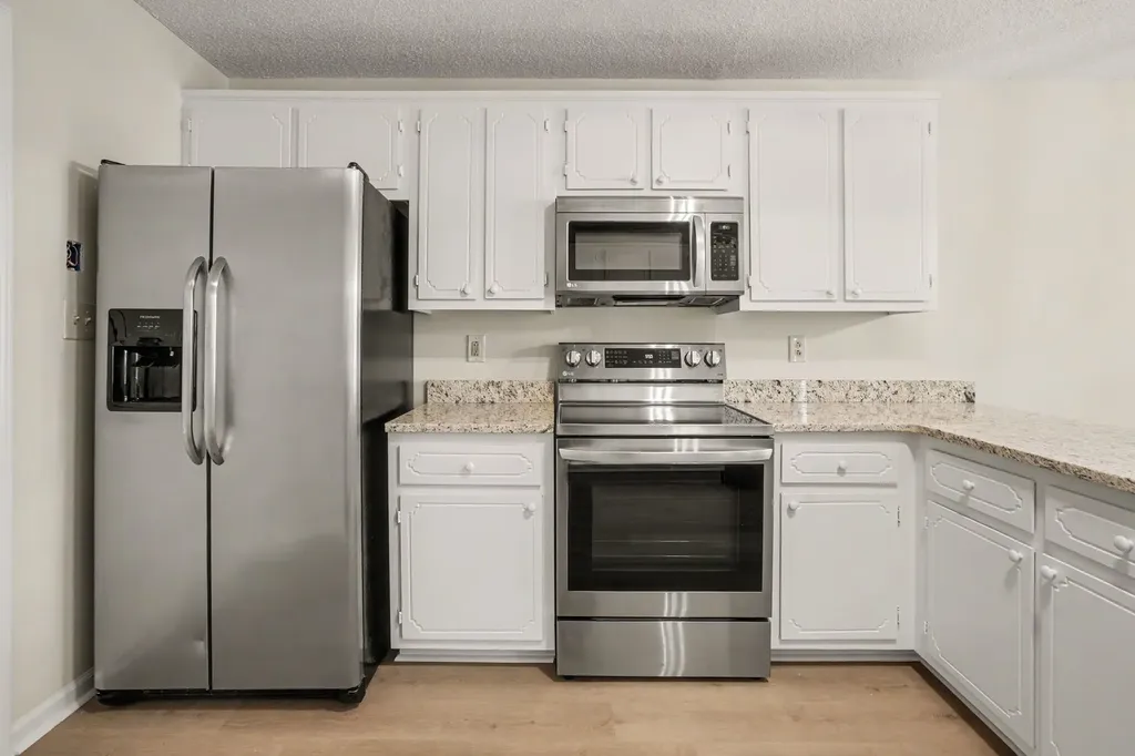 3660 Kendra Ct, S Clarksville TN 37040