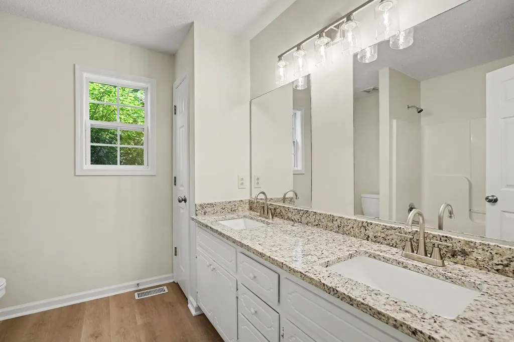 3660 Kendra Ct, S Clarksville TN 37040