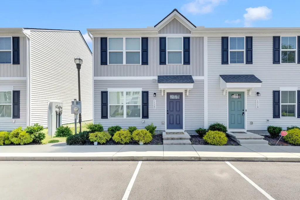 1520 Smoketree Road Antioch TN 37013