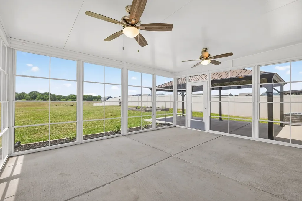 122 William Dylan Drive Murfreesboro TN 37129