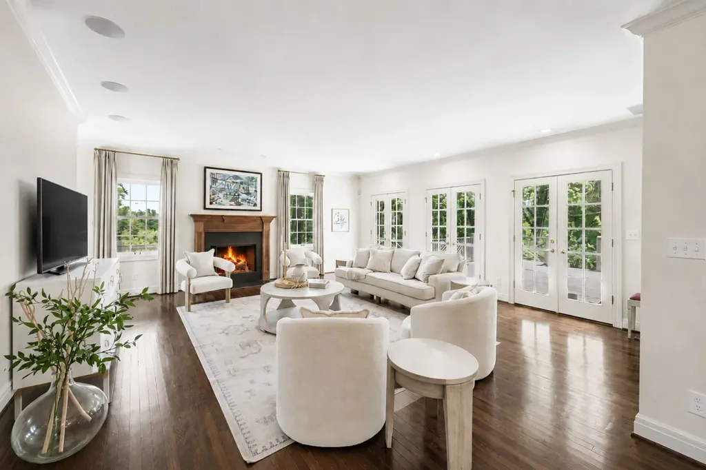 4324 Signal Hill Drive Nashville TN 37205