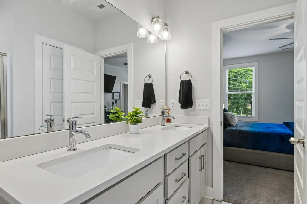 5153 Vinnie Dell Drive Chapel Hill TN 37034
