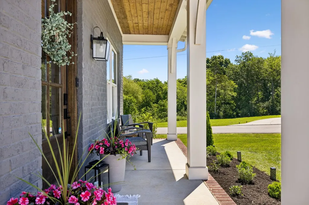 5153 Vinnie Dell Drive Chapel Hill TN 37034