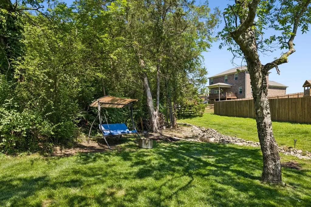 5153 Vinnie Dell Drive Chapel Hill TN 37034
