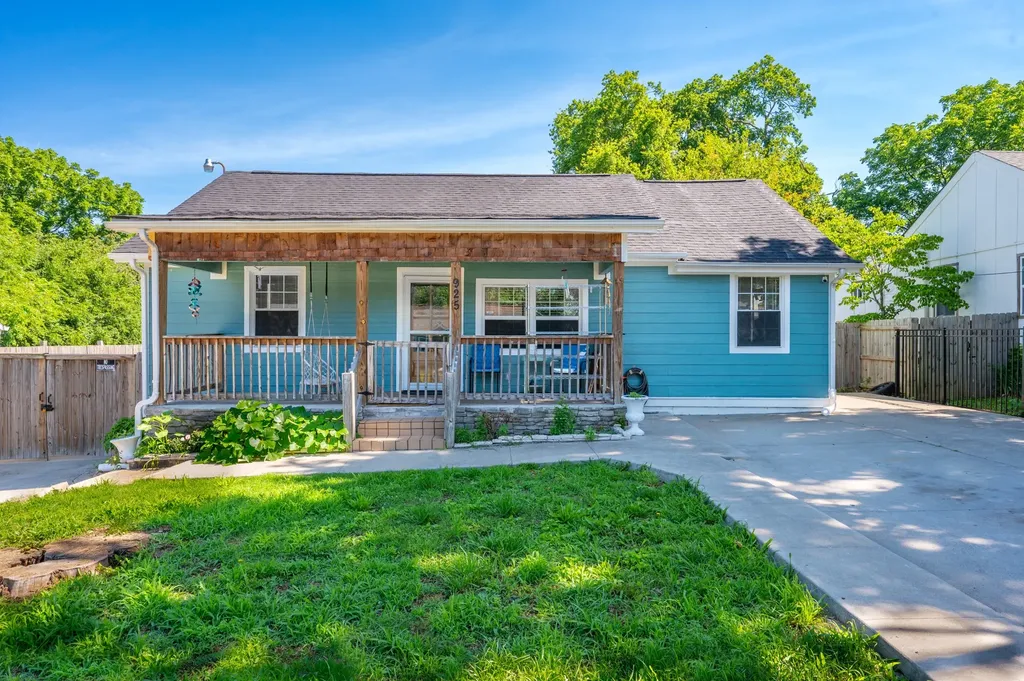 925 Chickasaw Avenue Nashville TN 37207