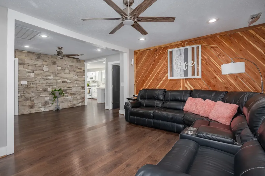 925 Chickasaw Avenue Nashville TN 37207