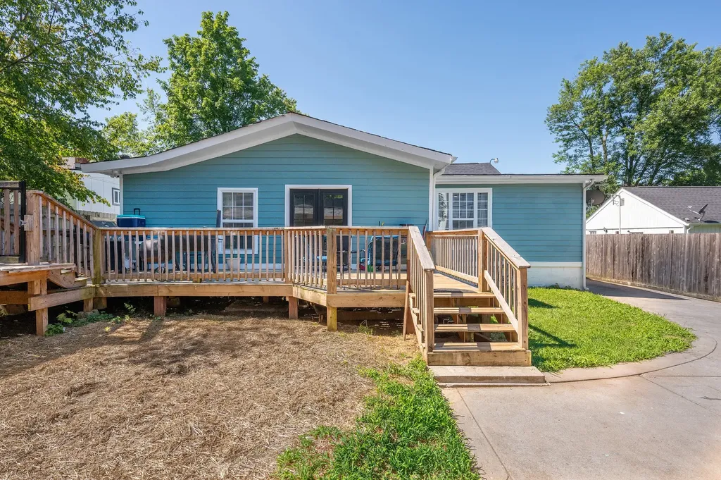 925 Chickasaw Avenue Nashville TN 37207