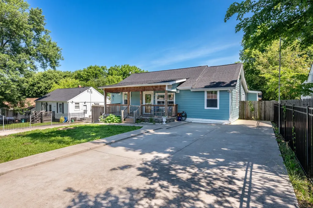 925 Chickasaw Avenue Nashville TN 37207