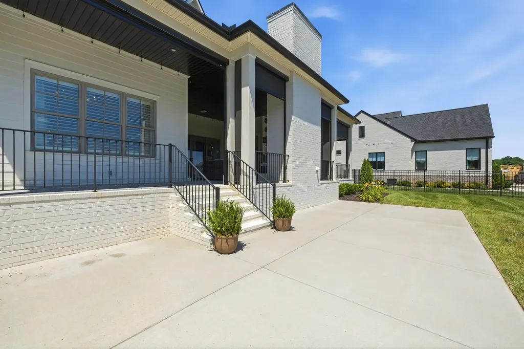 1733 Rigsby Avenue Murfreesboro TN 37129