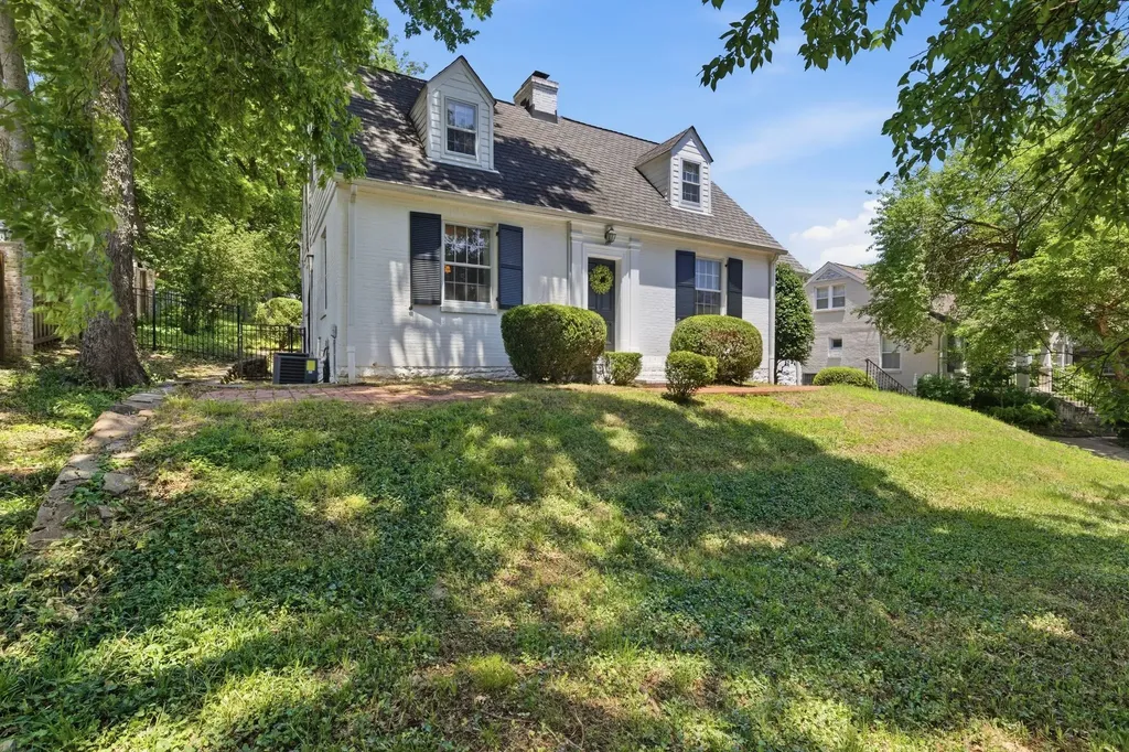 2814 Blair Boulevard Nashville TN 37212