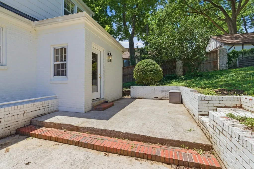 2814 Blair Boulevard Nashville TN 37212