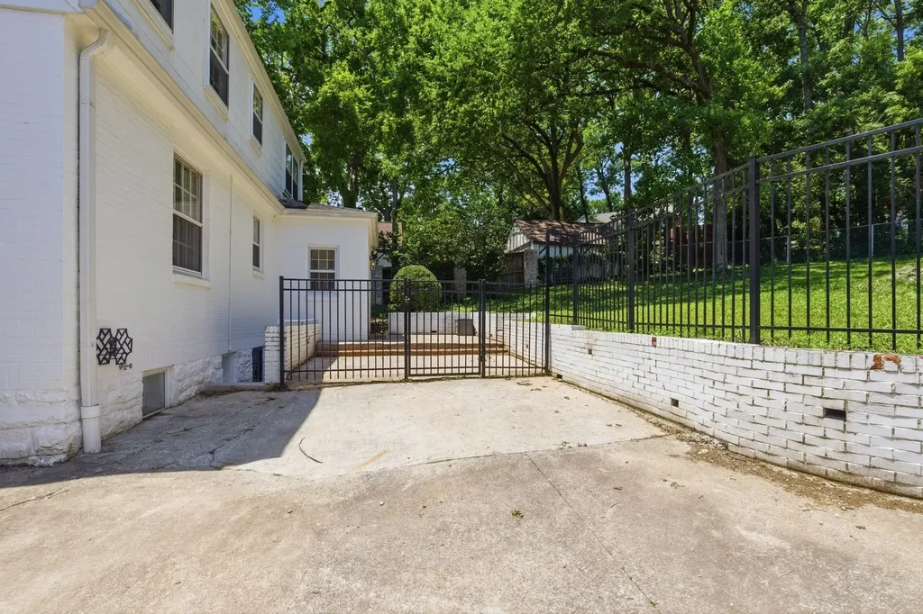 2814 Blair Boulevard Nashville TN 37212