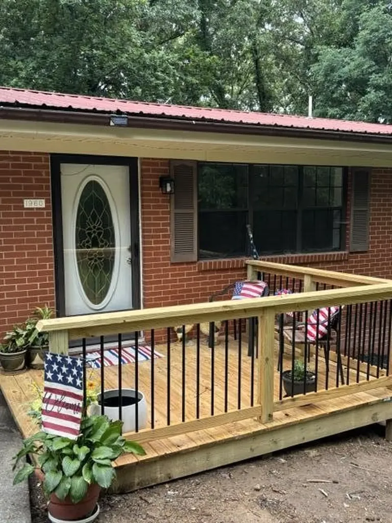1960 Peach Orchard Hill Road, NE Cleveland TN 37323