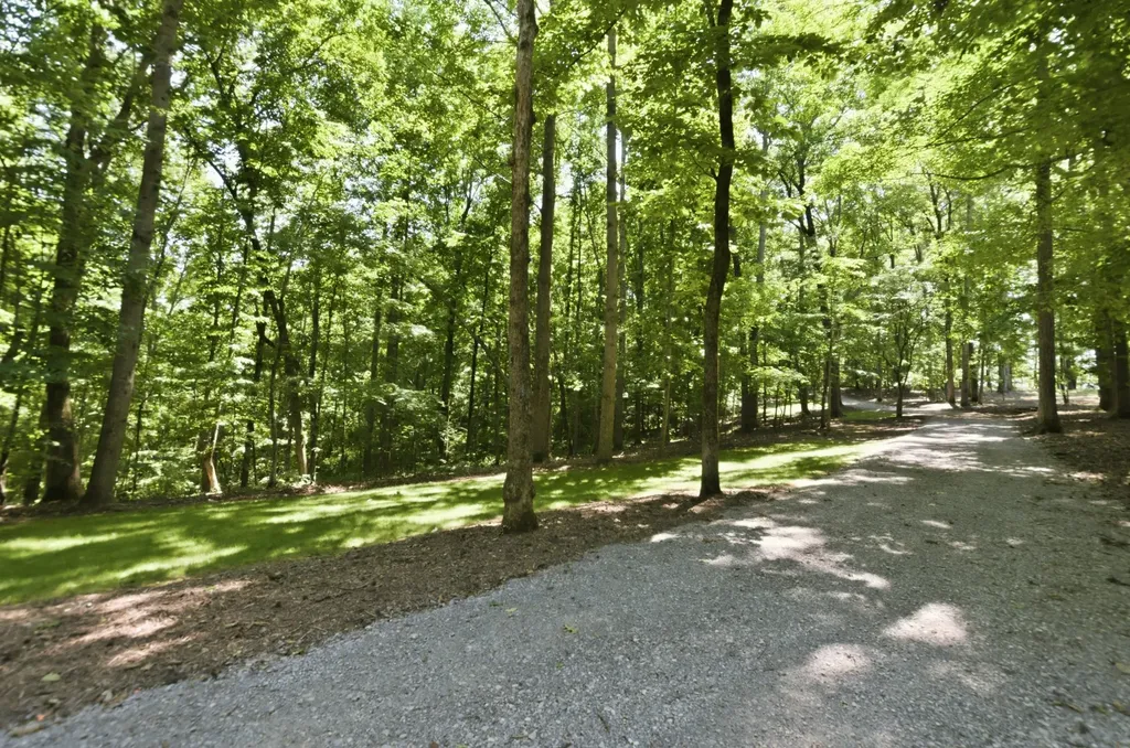 1637 Wildlife Trail Kingston Springs TN 37082