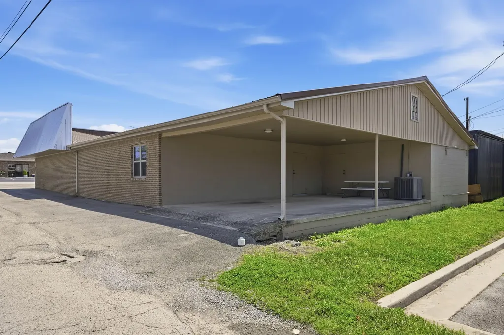 106 Blackwell Street Tullahoma TN 37388
