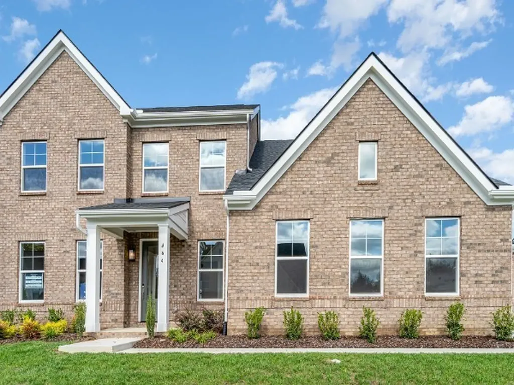 464 Tomlinson Pointe Drive Mount Juliet TN 37122